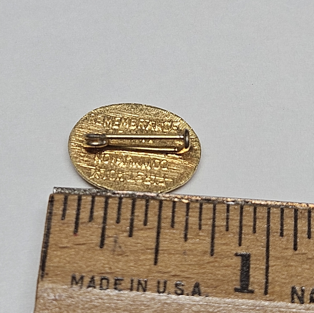 First Communion Gold Chalice Pin - Picture 6 of 9